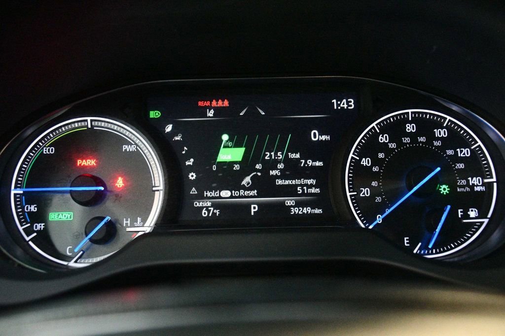 Used 2022 Toyota Venza XLE image 42