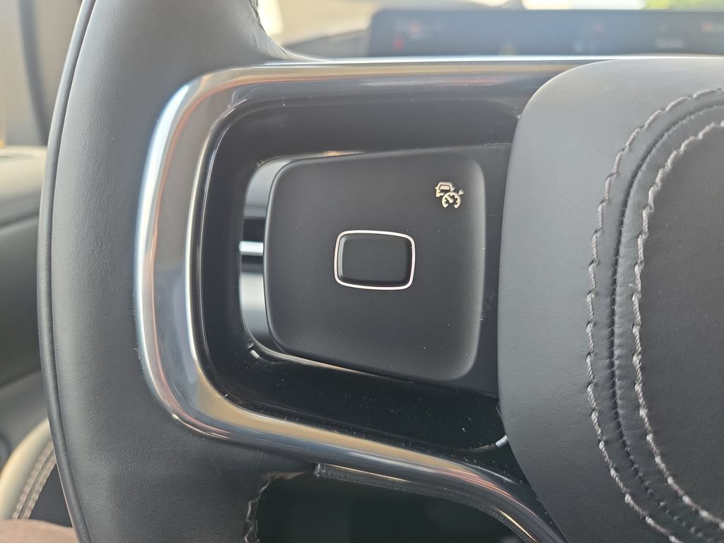 Used 2026 Lincoln Navigator Reserve AWD/4WD image 23