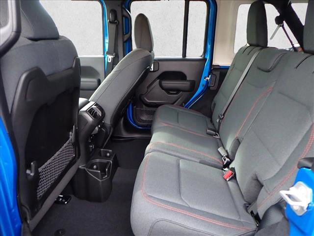 New 2026 Jeep Wrangler Unlimited Rubicon w/ Technology Group AWD/4WD image 9