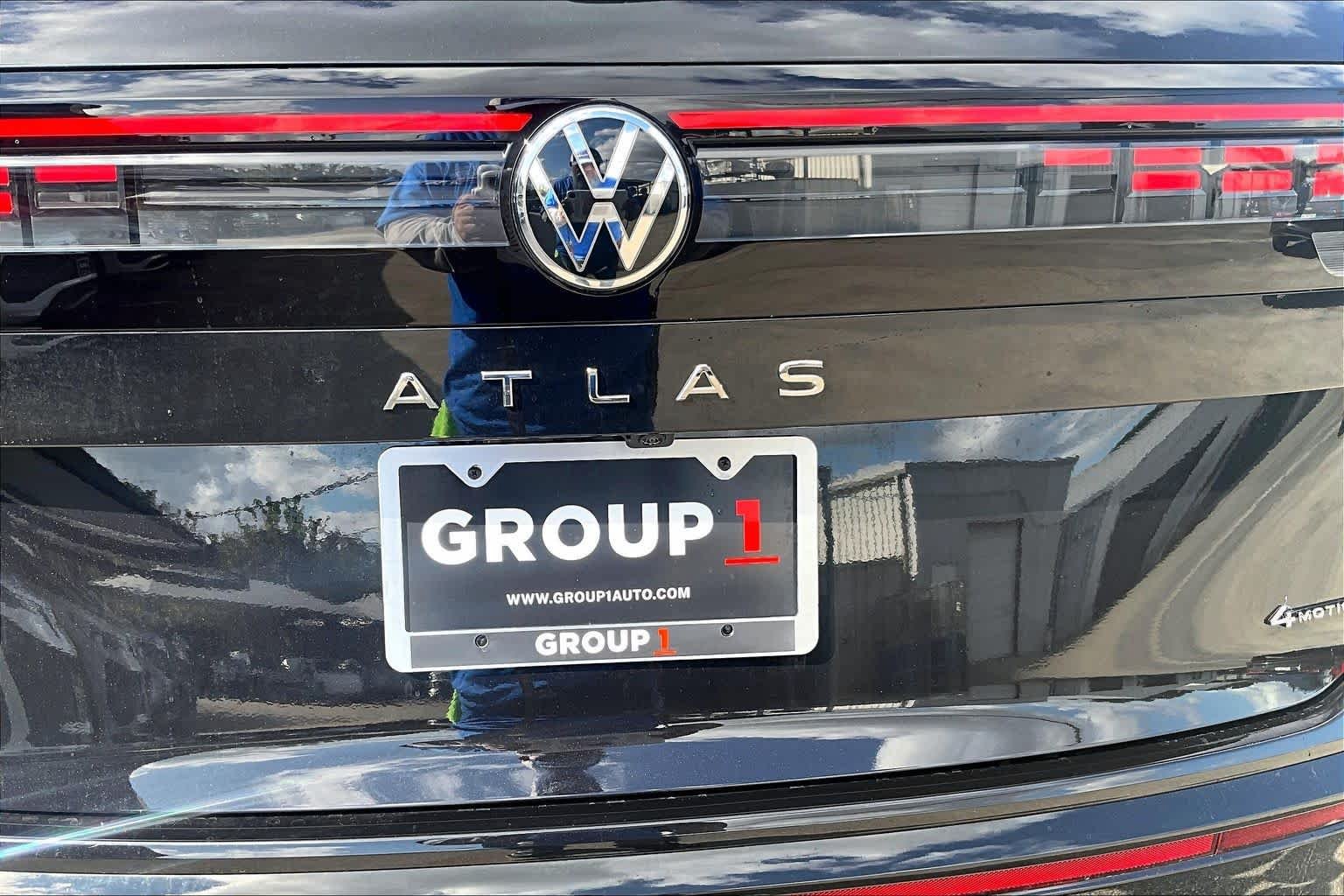 New 2027 Volkswagen Atlas SEL Premium R-Line AWD/4WD image 15