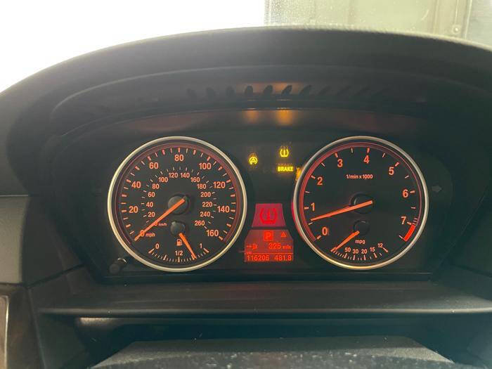 Used 2010 BMW 535i xDrive Sedan image 38