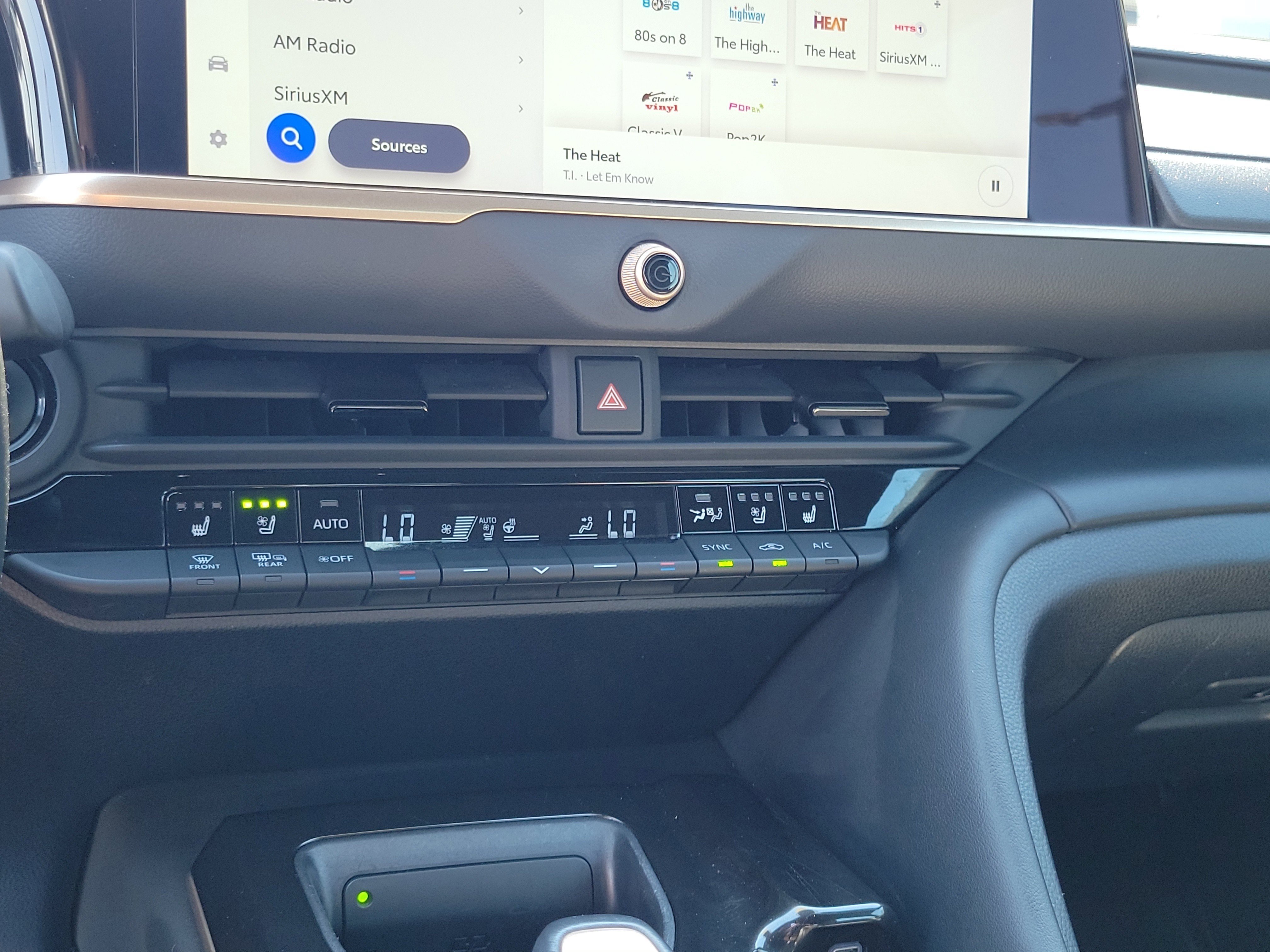 Used 2025 Toyota Crown AWD/4WD image 27