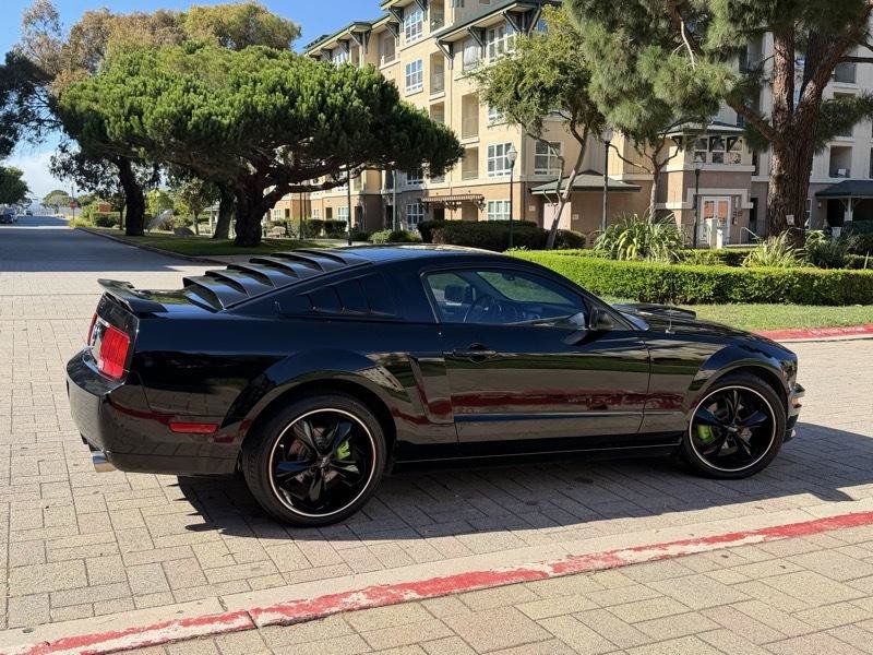 Used 2007 Ford Mustang GT Premium RWD image 5