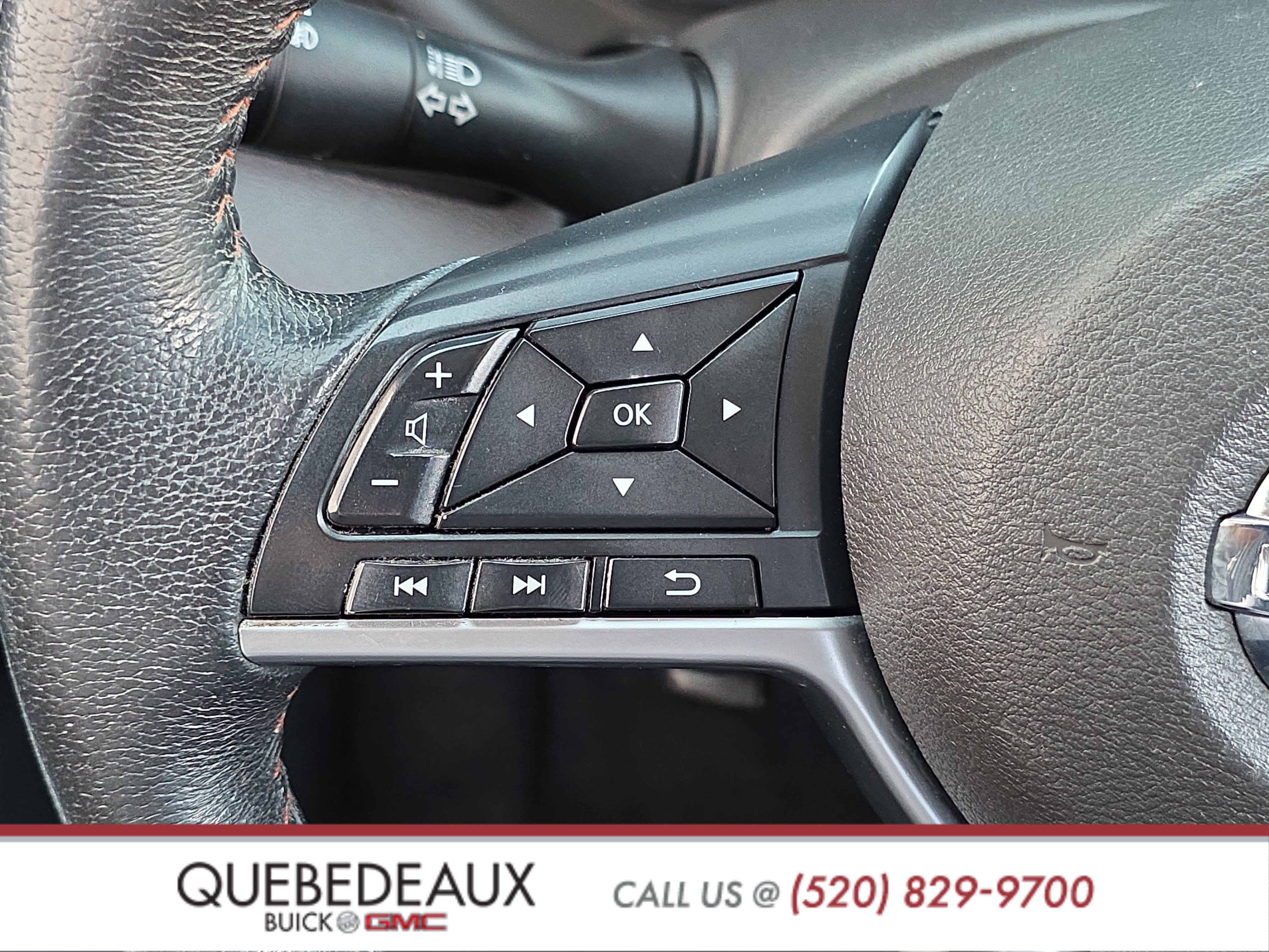 Used 2018 Nissan Kicks SR w/ Exterior Package FWD image 14
