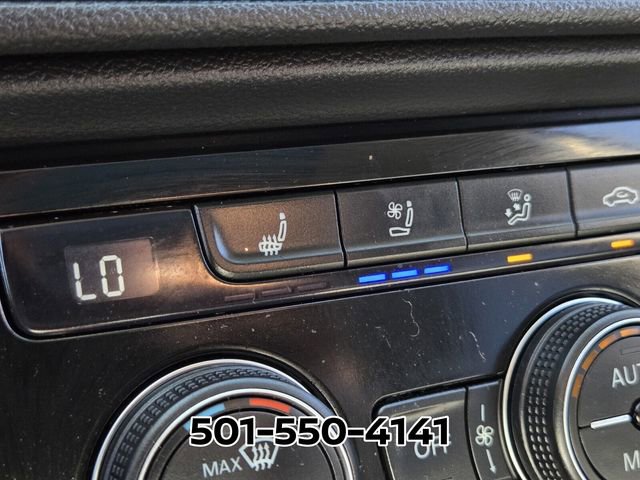 Used 2024 Volkswagen Taos SEL image 31