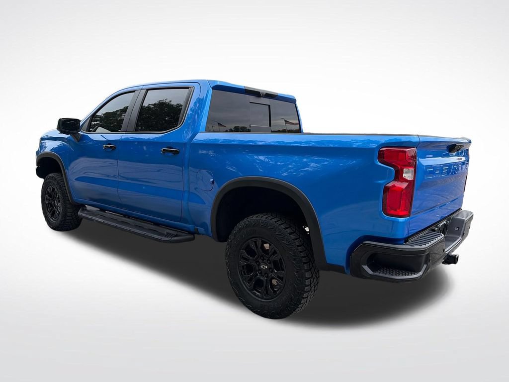 Used 2025 Chevrolet Silverado 1500 ZR2 w/ Technology Package AWD/4WD image 5
