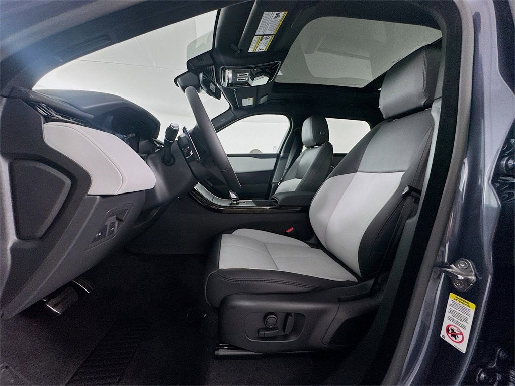 New 2026 Land Rover Range Rover Velar Dynamic SE image 20