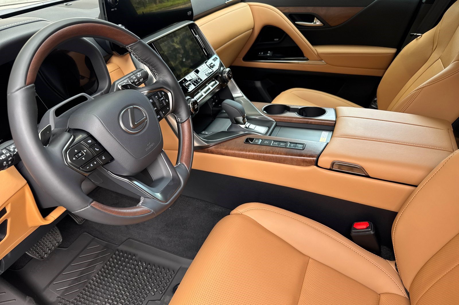 New 2026 Lexus LX 700h Luxury w/ Appearance Package AWD/4WD image 8