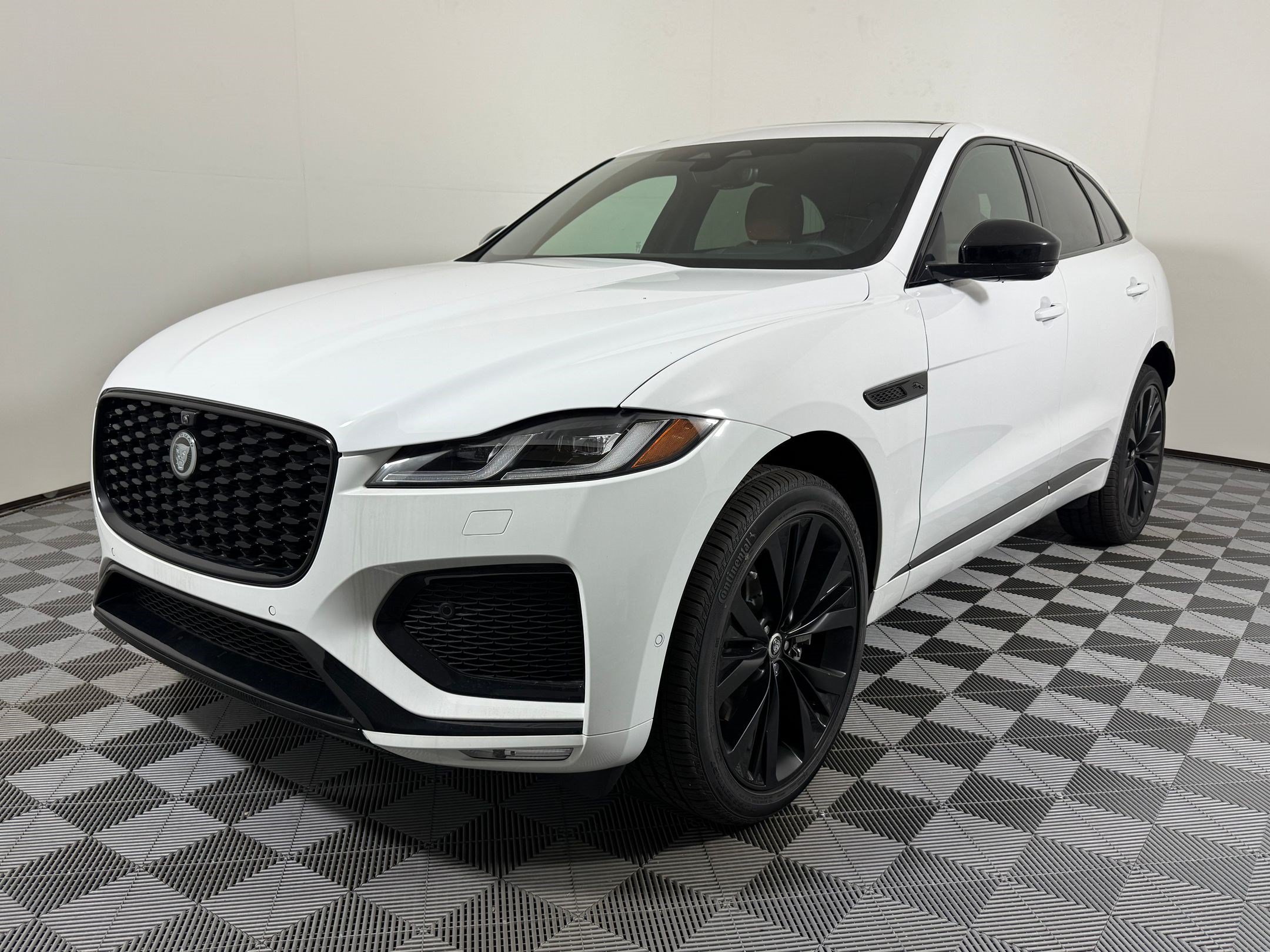 New 2026 Jaguar F-PACE R-Dynamic S