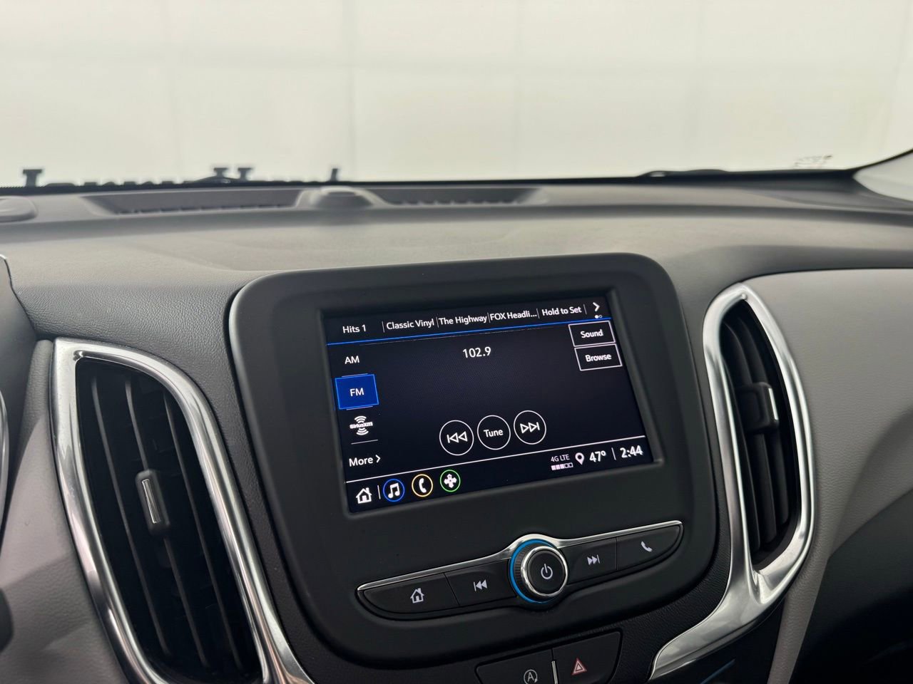 Used 2022 Chevrolet Equinox LS w/ LS Convenience Package image 14