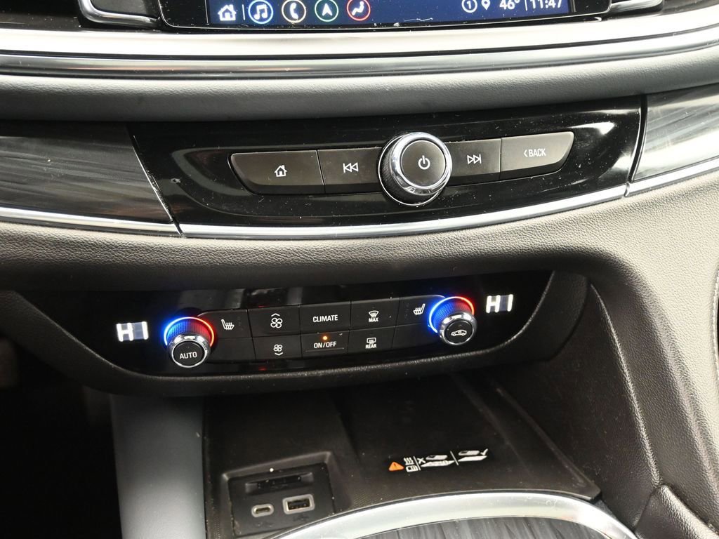 Used 2022 Buick Enclave Essence w/ Experience Buick Package image 19