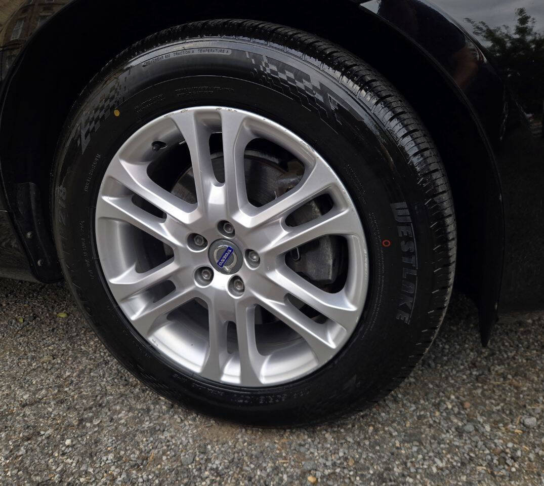 Used 2016 Volvo XC60 T5 FWD image 14