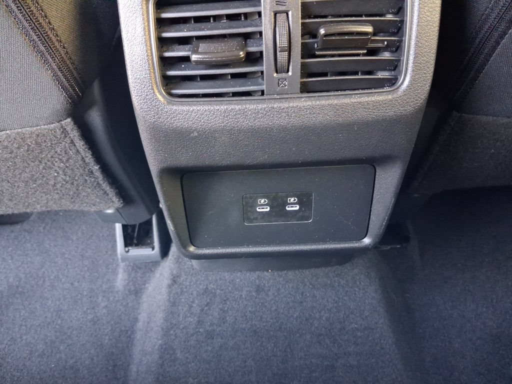 Used 2026 Nissan Rogue SV FWD image 27