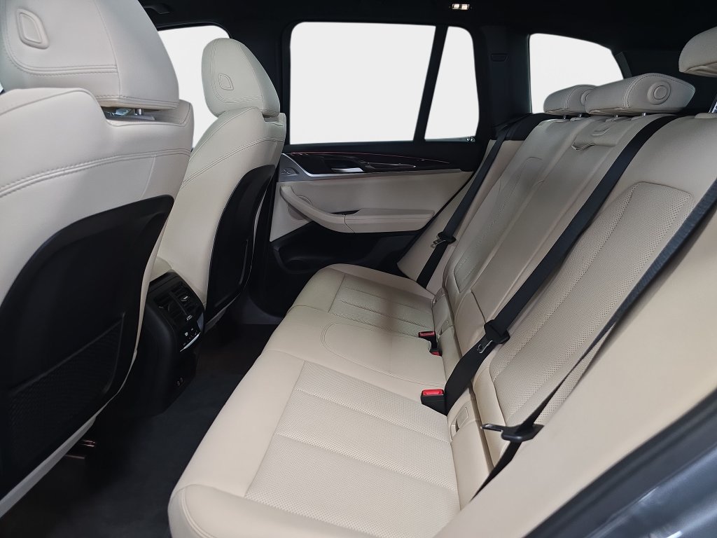 Used 2024 BMW X3 sDrive30i w/ Convenience Package RWD image 14