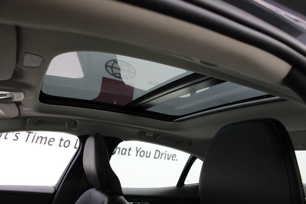 Certified 2024 Volvo S60 B5 Core FWD image 14