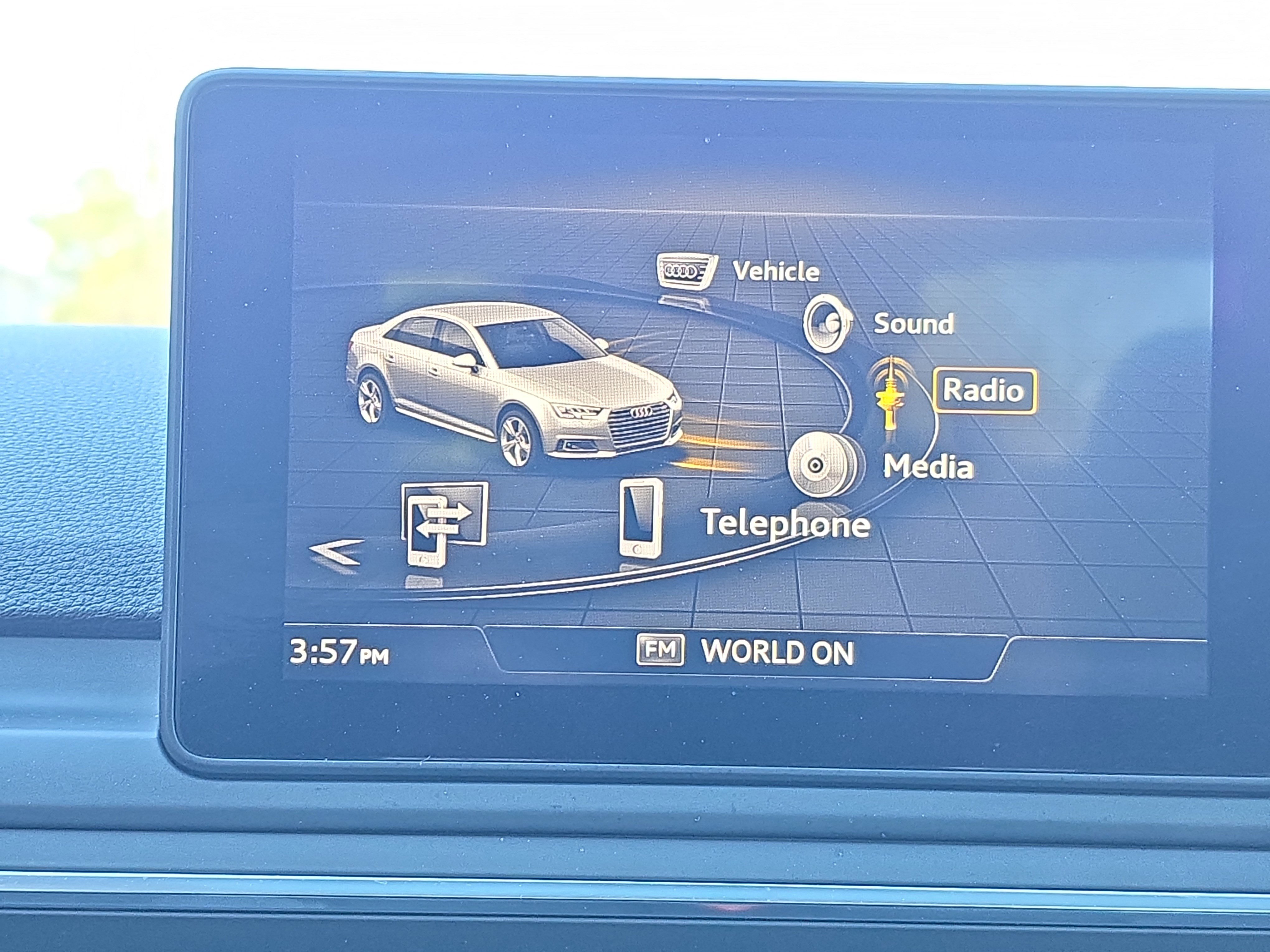 Used 2018 Audi A4 2.0T Premium image 20