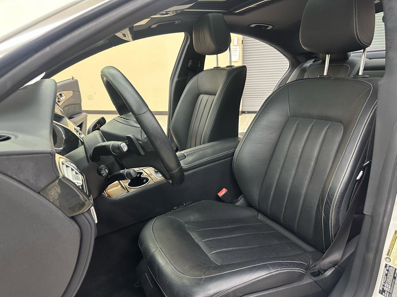 Used 2014 Mercedes-Benz CLS 550 4MATIC w/ Premium 1 Package image 20
