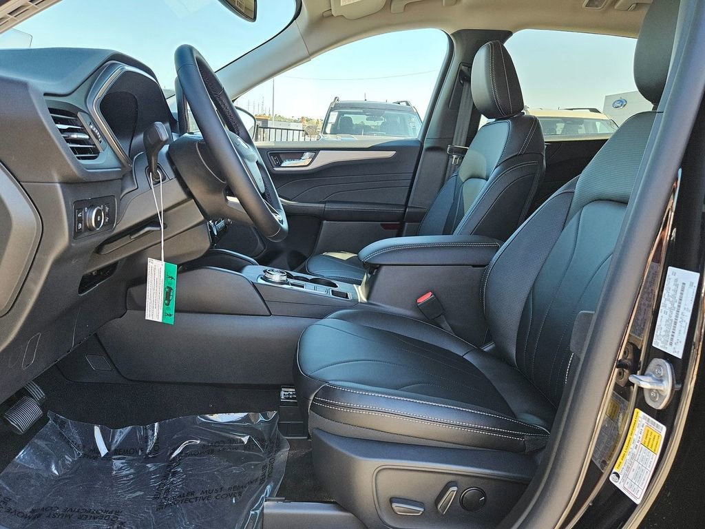New 2026 Ford Escape SE w/ PHEV Premium Package image 10