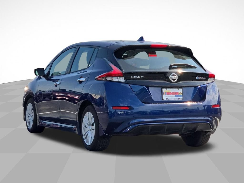 Used 2022 Nissan Leaf S w/ Protection Package FWD image 5