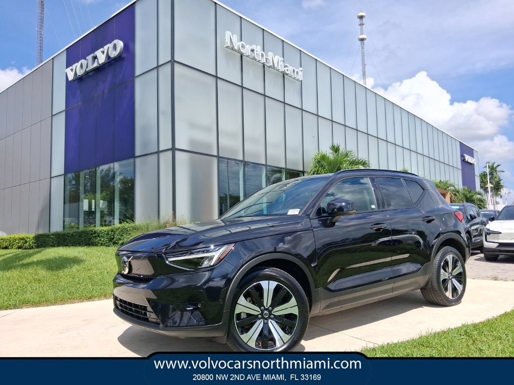 Used 2023 Volvo XC40 Recharge Plus