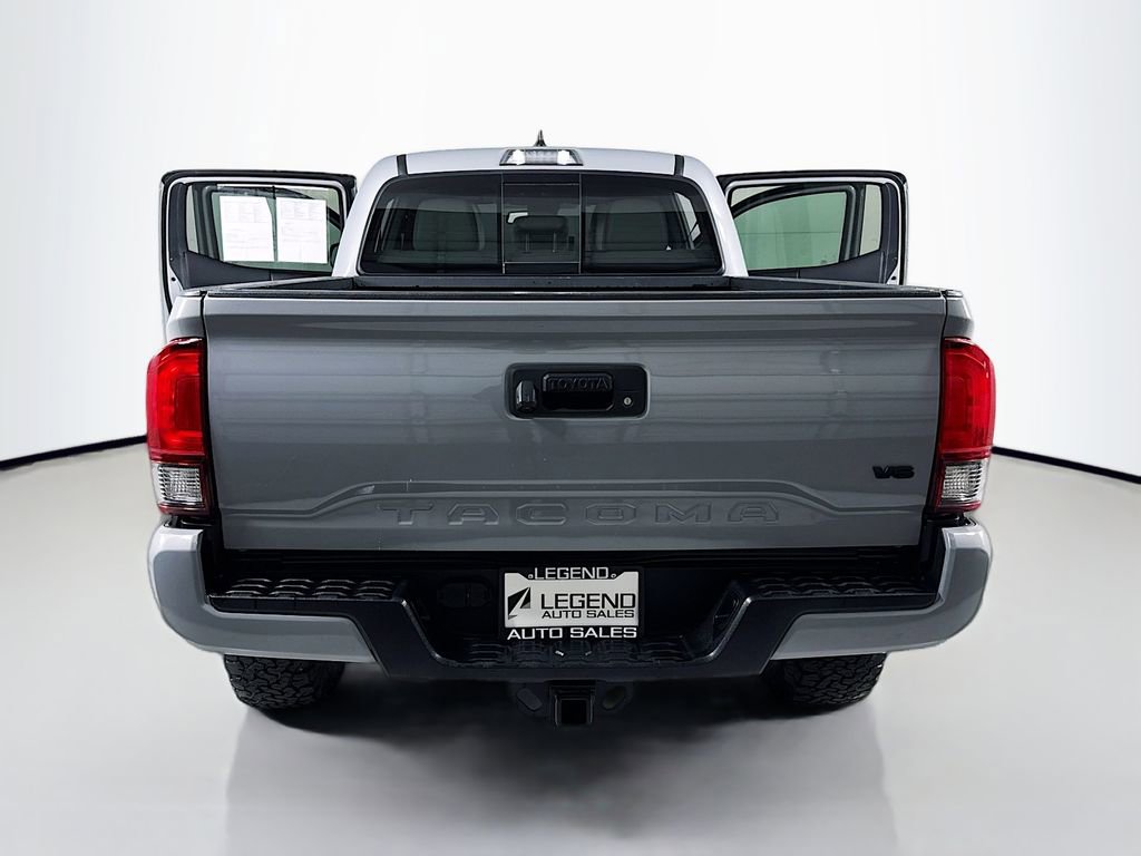 Used 2019 Toyota Tacoma TRD Sport w/ Exterior Package AWD/4WD image 22