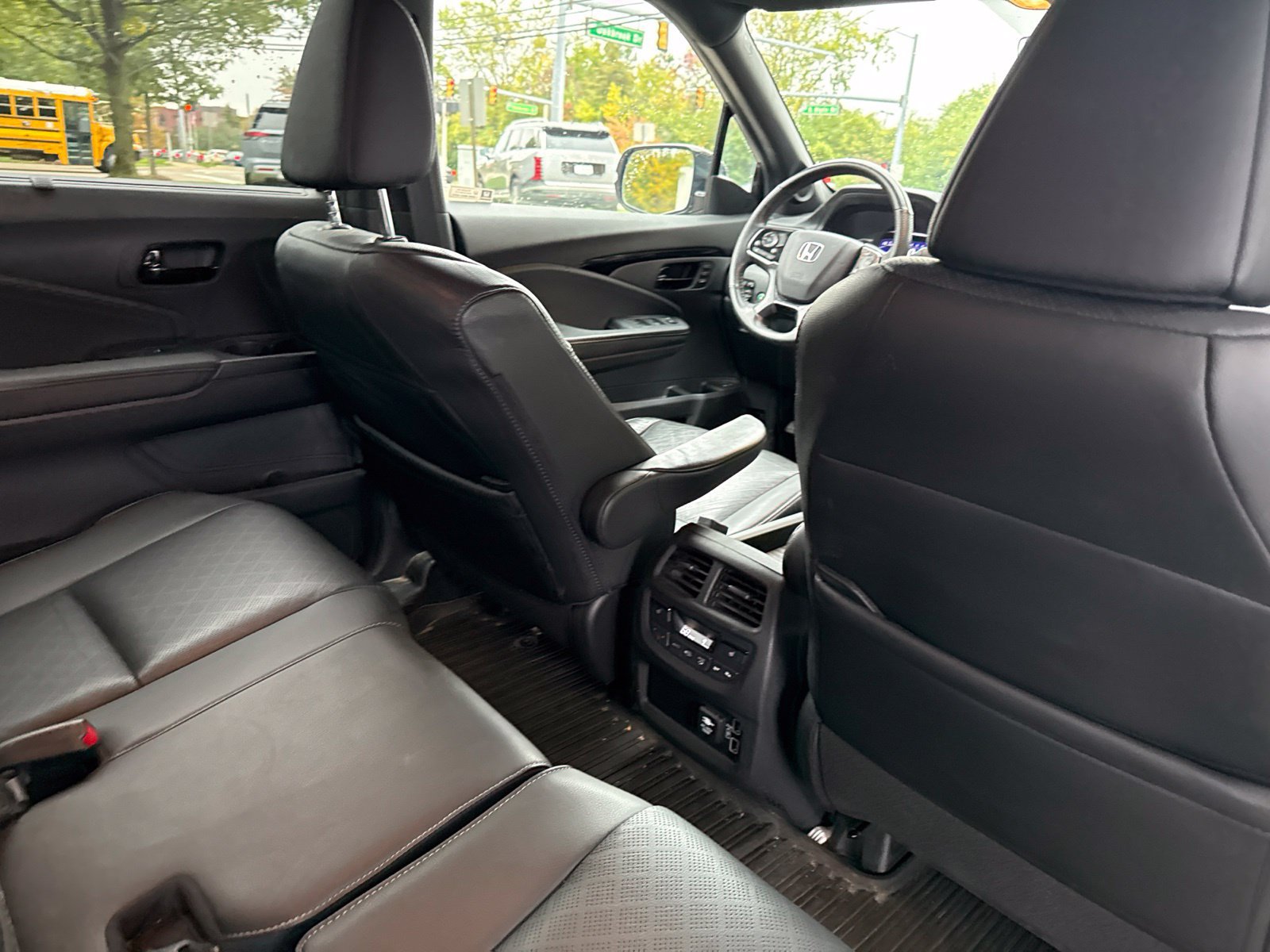 Used 2022 Honda Passport Elite image 16
