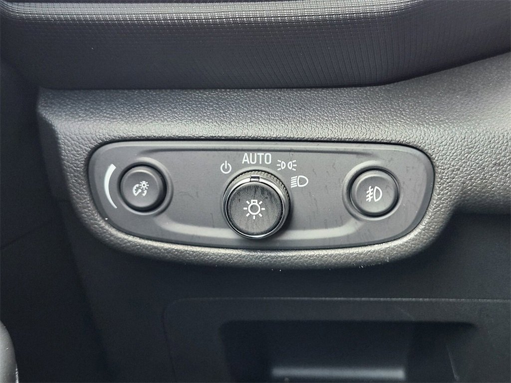 Used 2023 Chevrolet TrailBlazer LT w/ Convenience Package image 21