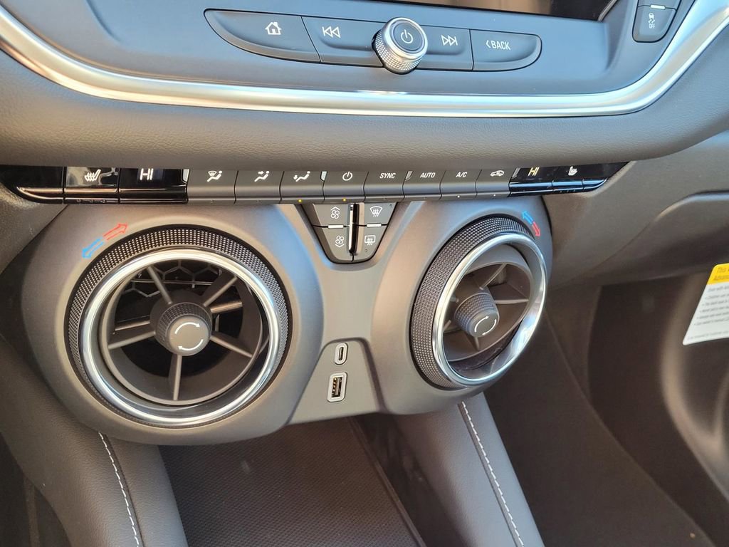 New 2026 Chevrolet Blazer LT w/ Midnight/Sport Edition image 21