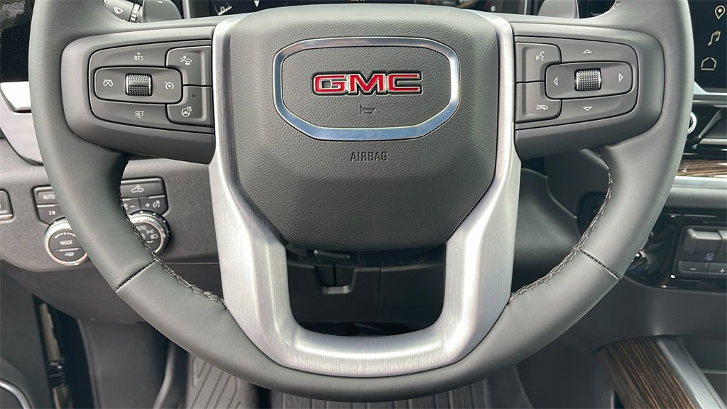 New 2026 GMC Sierra 1500 Elevation image 21