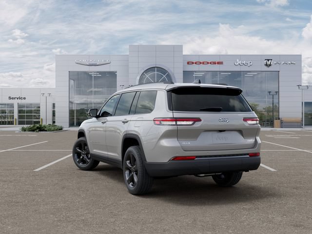 New 2026 Jeep Grand Cherokee L Limited w/ Limited Altitude Package AWD/4WD image 3