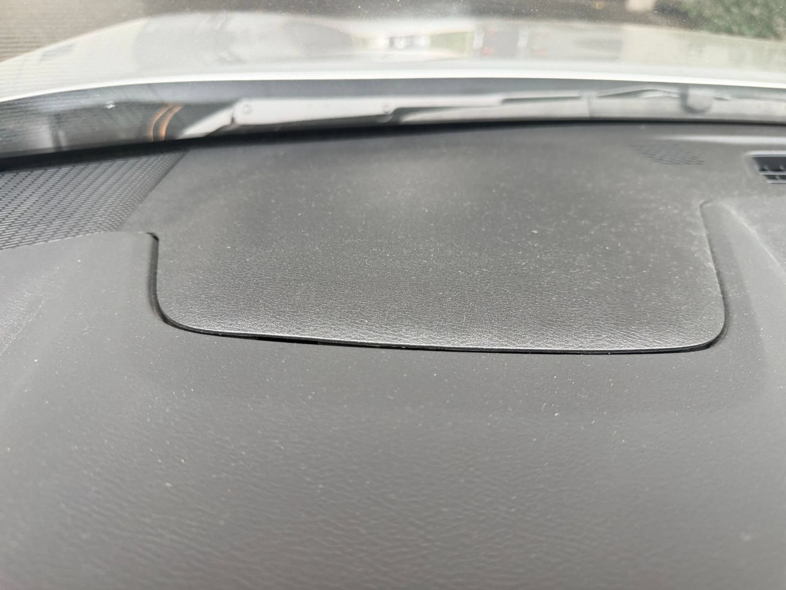 Used 2025 Nissan Rogue SV FWD image 36