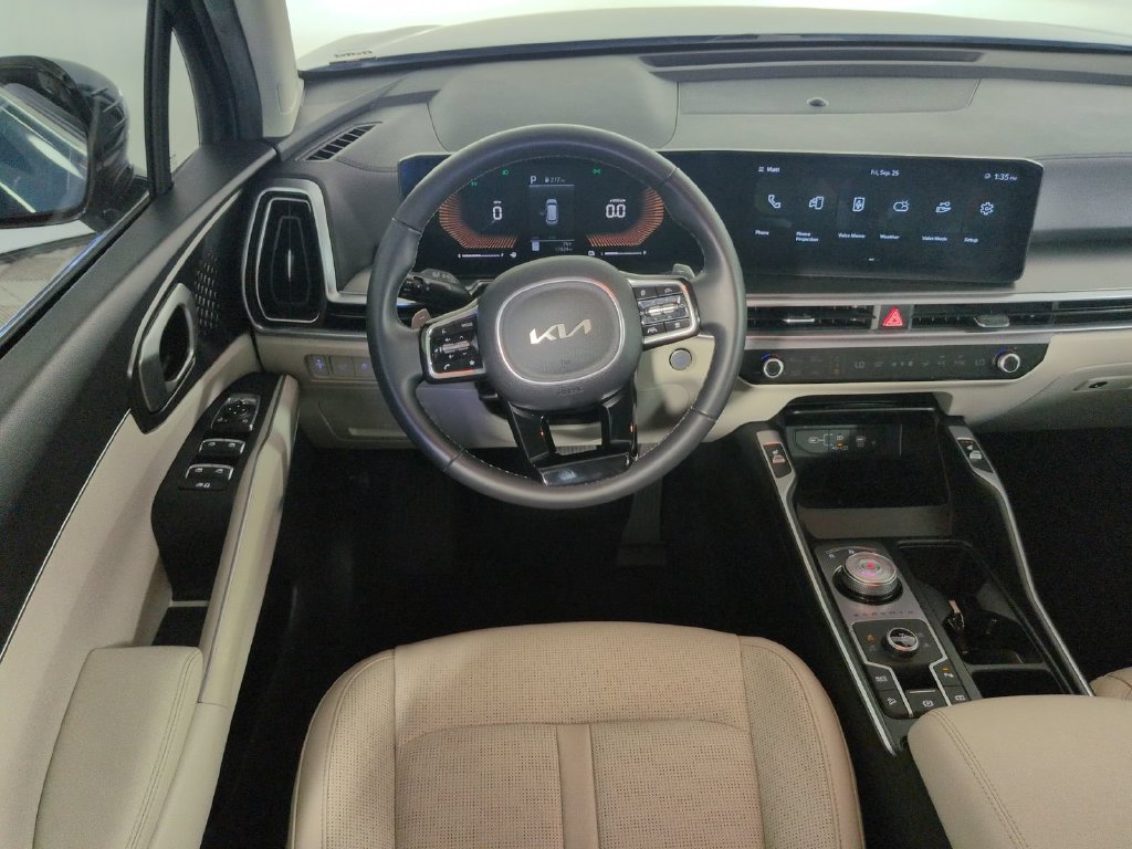 Used 2025 Kia Sorento EX AWD/4WD image 22