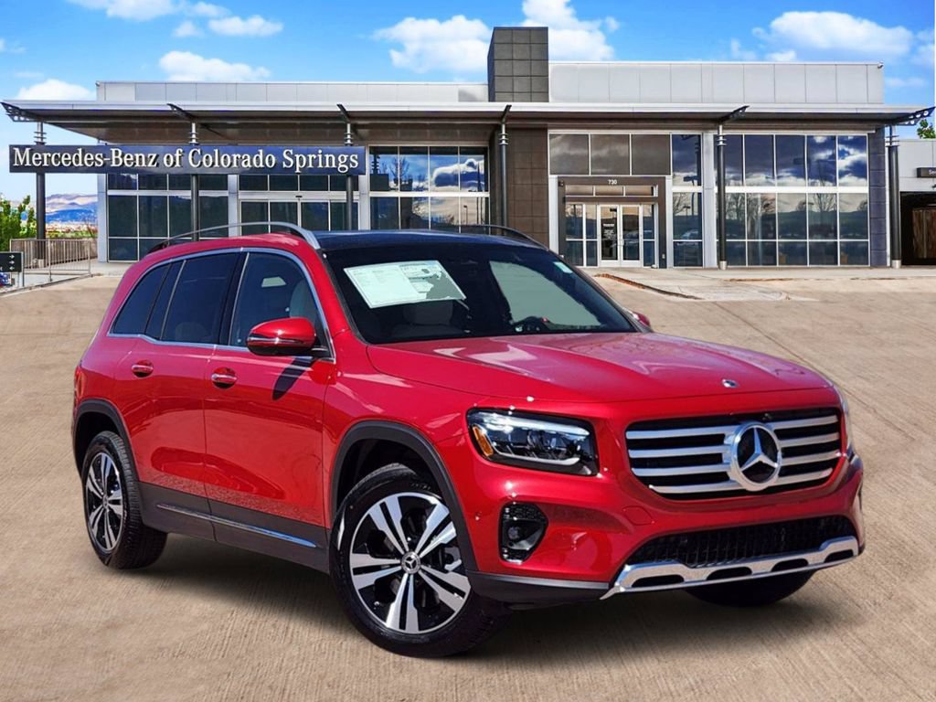 New 2026 Mercedes-Benz GLB 250 4MATIC image 1