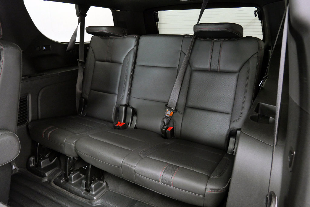 Used 2023 Chevrolet Suburban RST w/ Luxury Package AWD/4WD image 23
