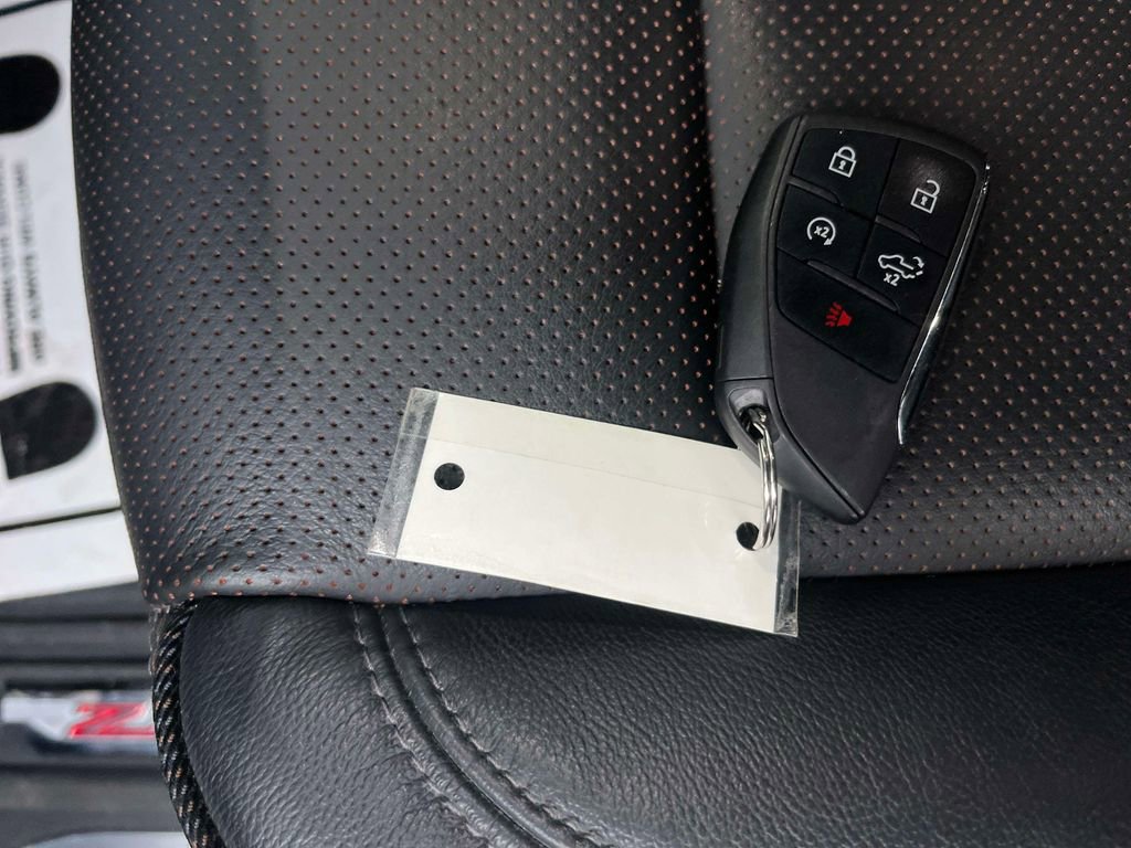 Used 2024 Chevrolet Silverado 3500 High Country w/ High Country Premium Package image 17