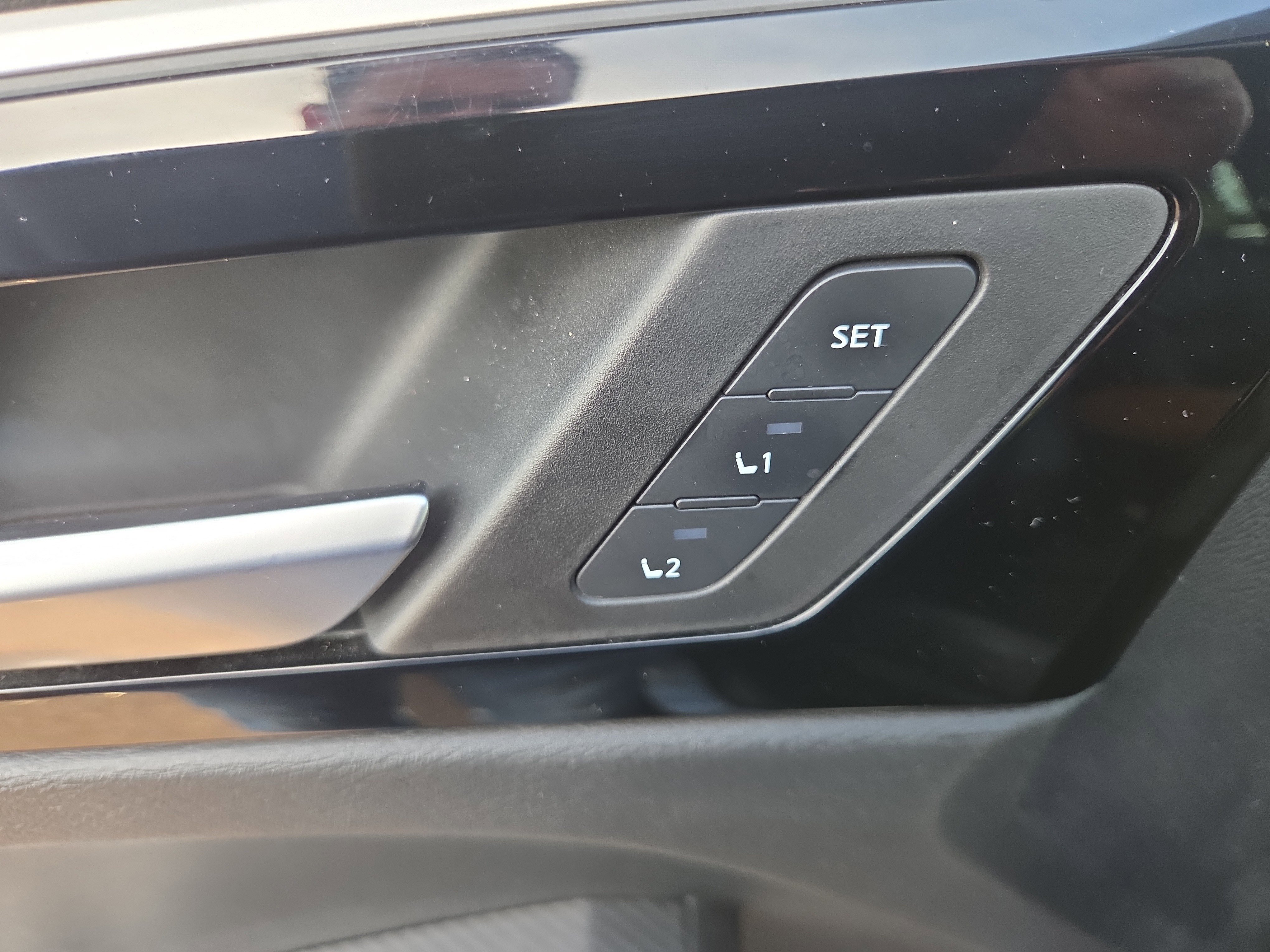 Used 2023 Mitsubishi Outlander SEL image 34