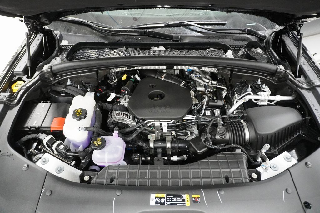 New 2026 Jeep Grand Cherokee Limited image 9