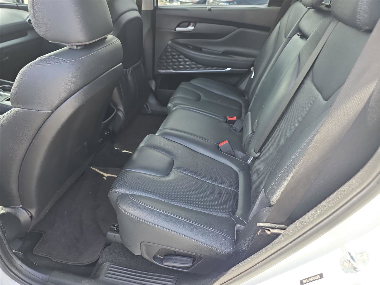 Used 2019 Hyundai Santa Fe Limited w/ Cargo Package image 16