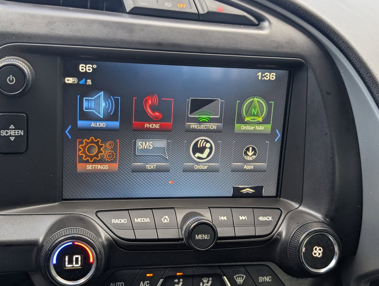 Used 2017 Chevrolet Corvette Stingray Coupe w/ 1LT image 7