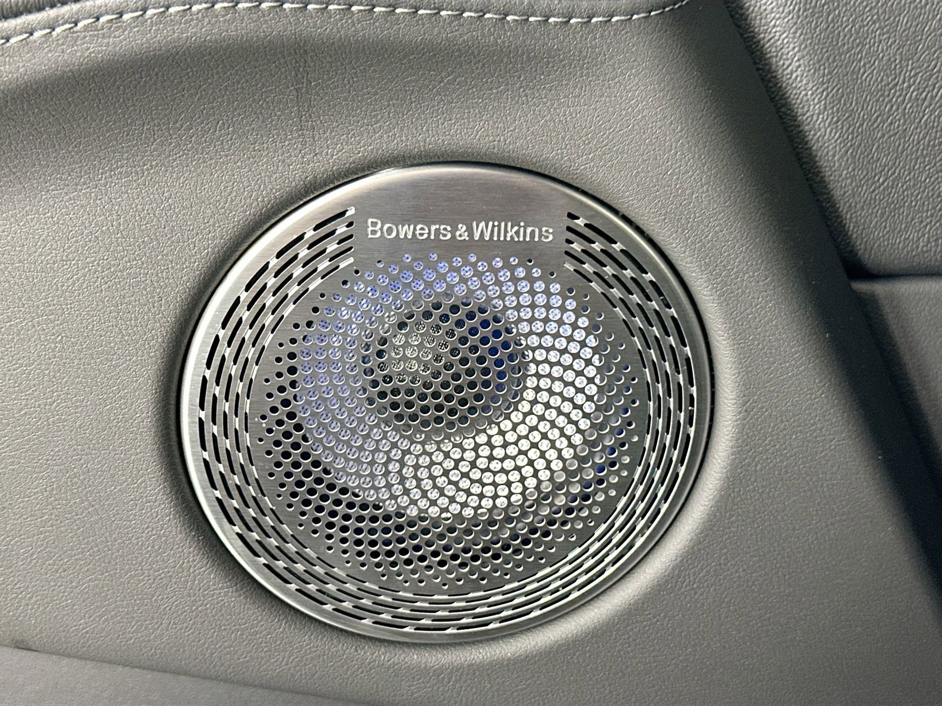 New 2026 BMW XM Label Red image 18