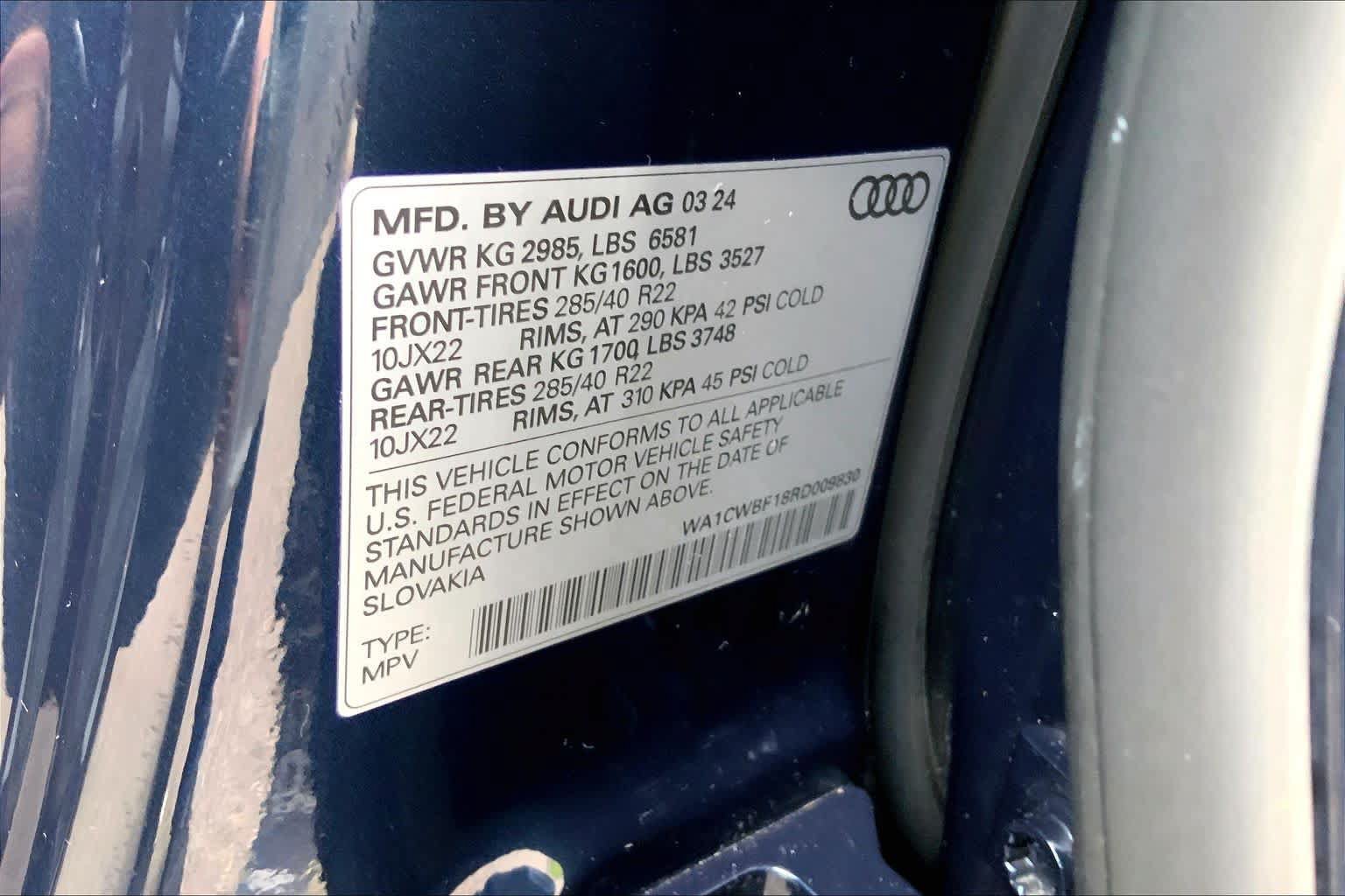 Used 2024 Audi SQ8 Prestige w/ Prestige Package AWD/4WD image 31