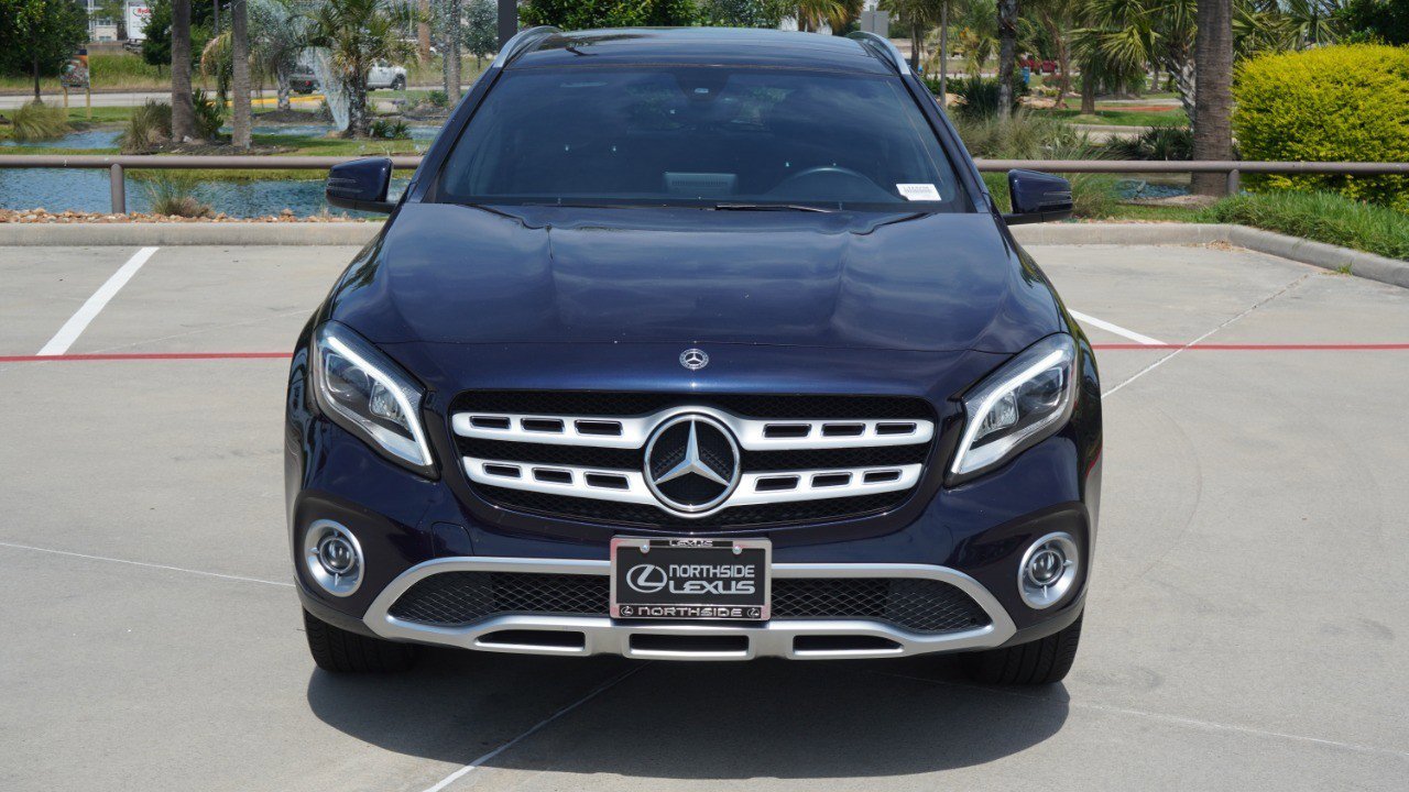 Used 2018 Mercedes-Benz GLA 250 4MATIC image 3
