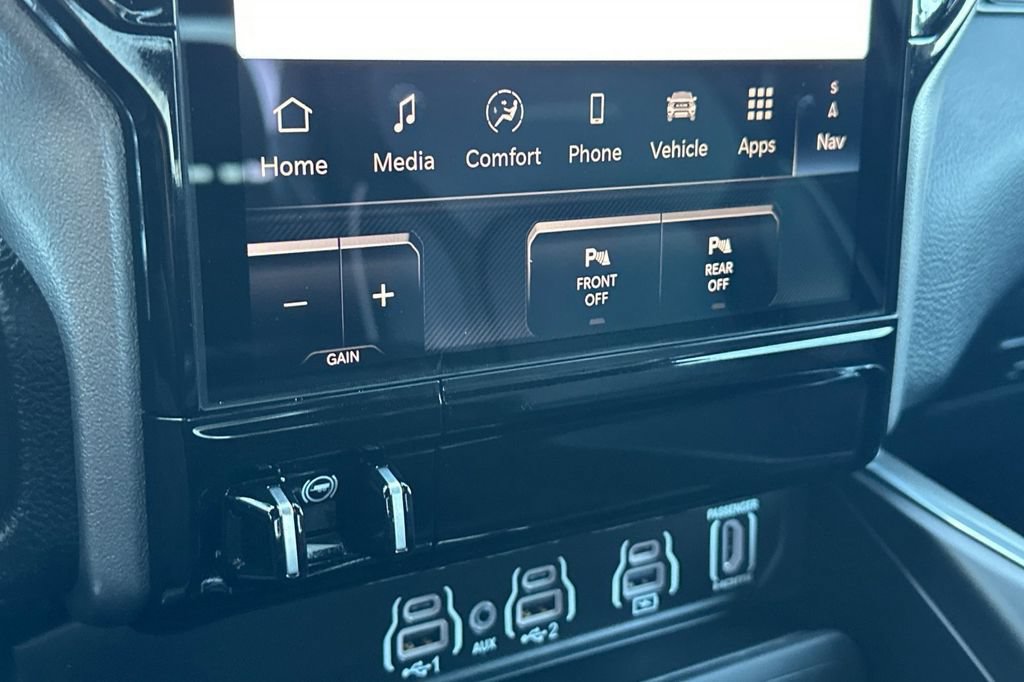 New 2026 RAM 1500 Laramie AWD/4WD image 19