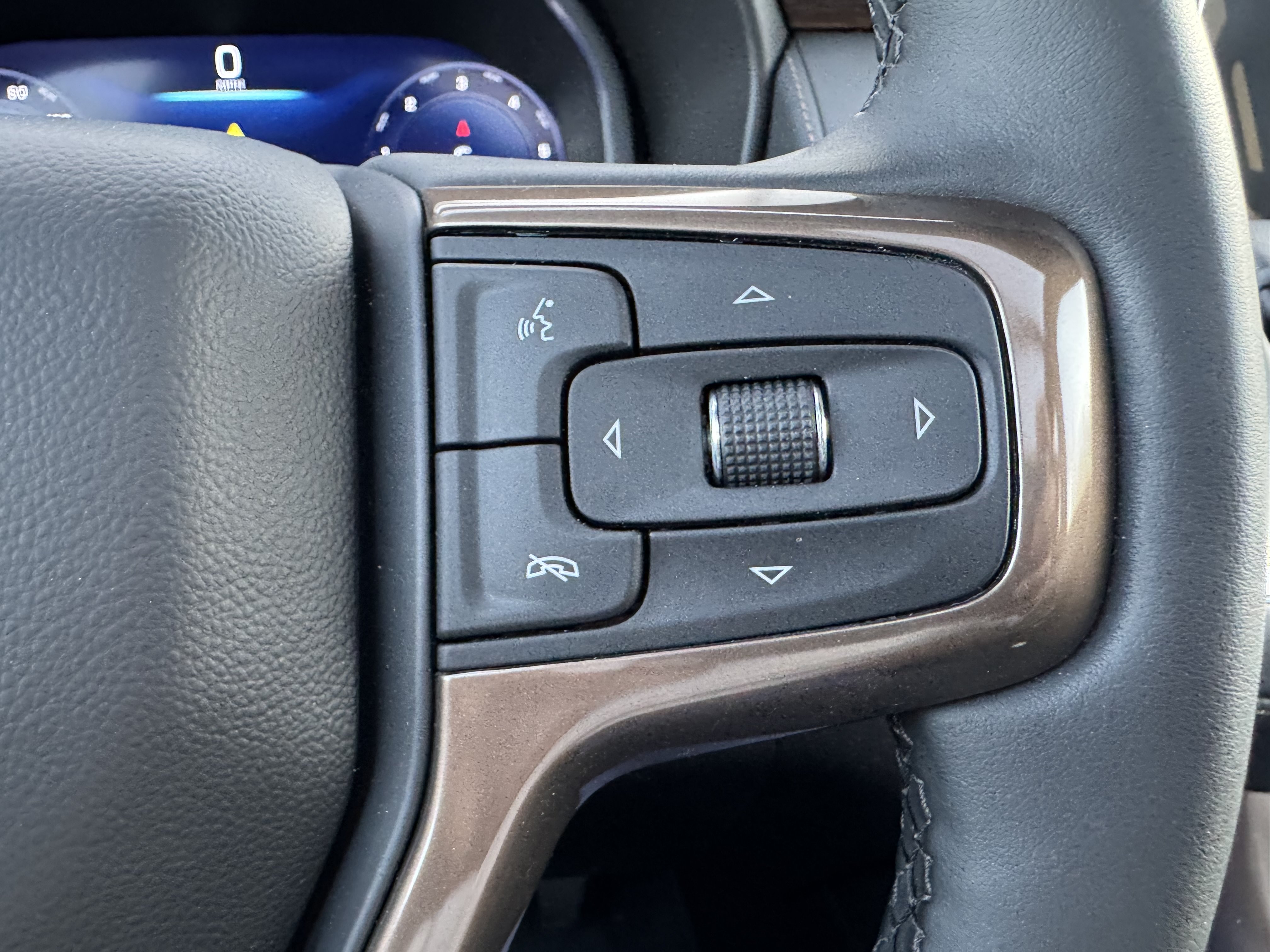 Used 2023 Chevrolet Tahoe High Country AWD/4WD image 17