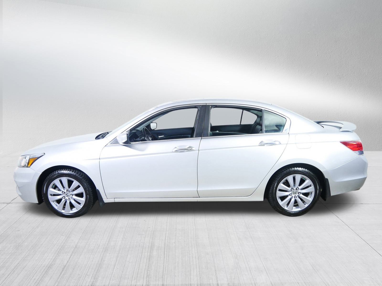 Used 2011 Honda Accord EX-L image 4