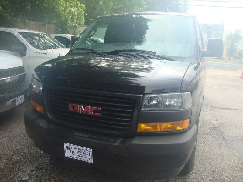 Used 2018 GMC Savana 2500 Extended w/ Driver Convenience Package RWD image 9