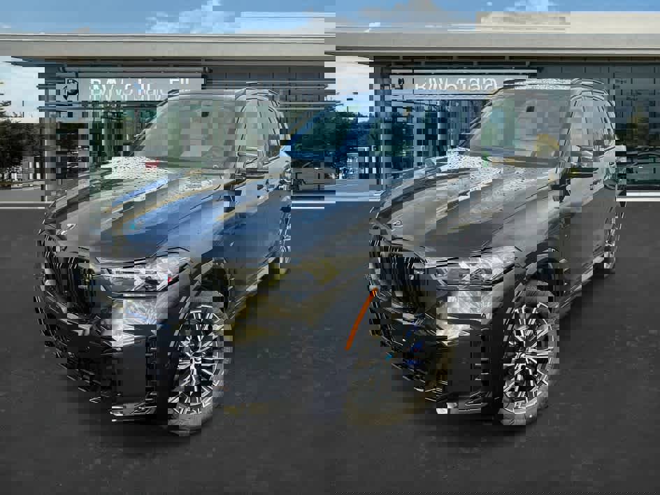 Used 2026 BMW X5 M60i image 5