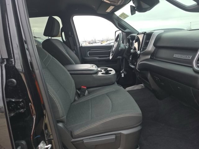 Used 2025 RAM 2500 Big Horn AWD/4WD image 9