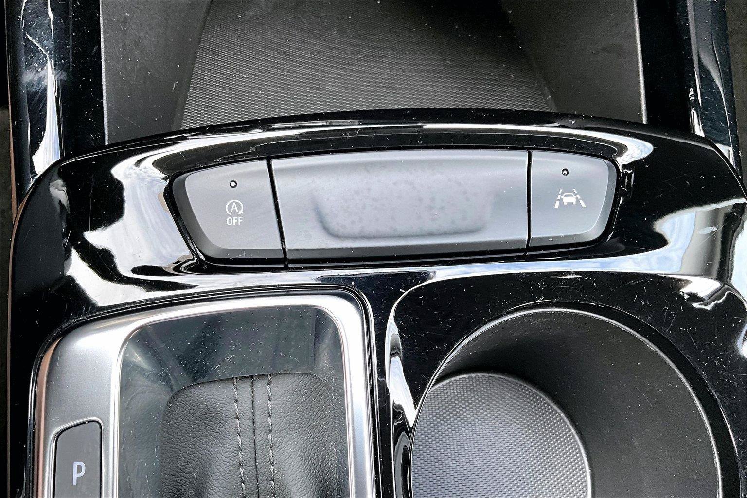 Used 2024 Chevrolet Trax LT w/ Driver Confidence Package FWD image 35