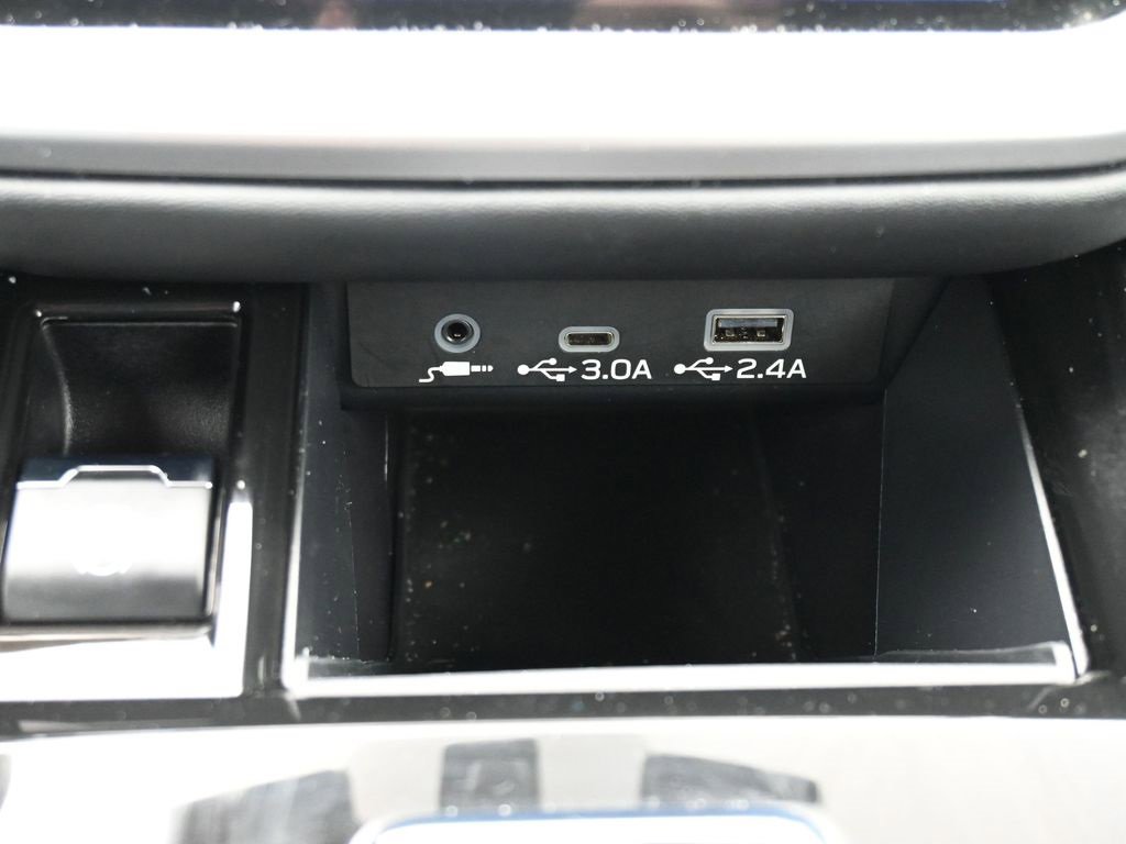 Used 2024 Subaru Outback Limited image 25